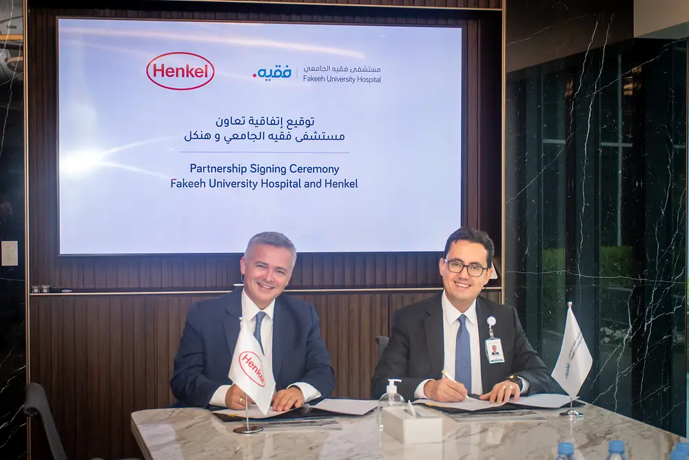 Csaba Szendrei, Henkel GCC President and Dr. Fatih Mehmet Gul, Chief Executive Officer, Fakeeh University Hospital